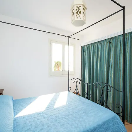 Pleasant Holiday Home In Santa Flavia Holiday home *