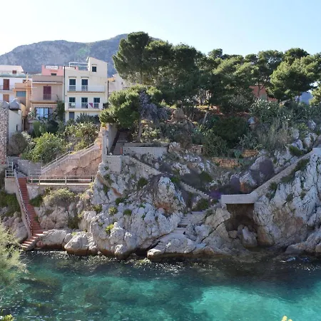 Holiday home Pleasant Holiday Home In Santa Flavia Santa Flavia